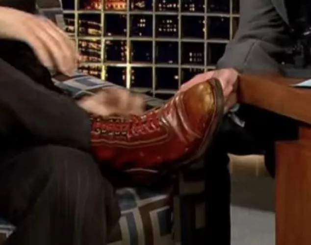 help finding boots or boots that look alike, I would just get red docs but i’d like something more similar to the photo. sorry for bad quality. by cplugo