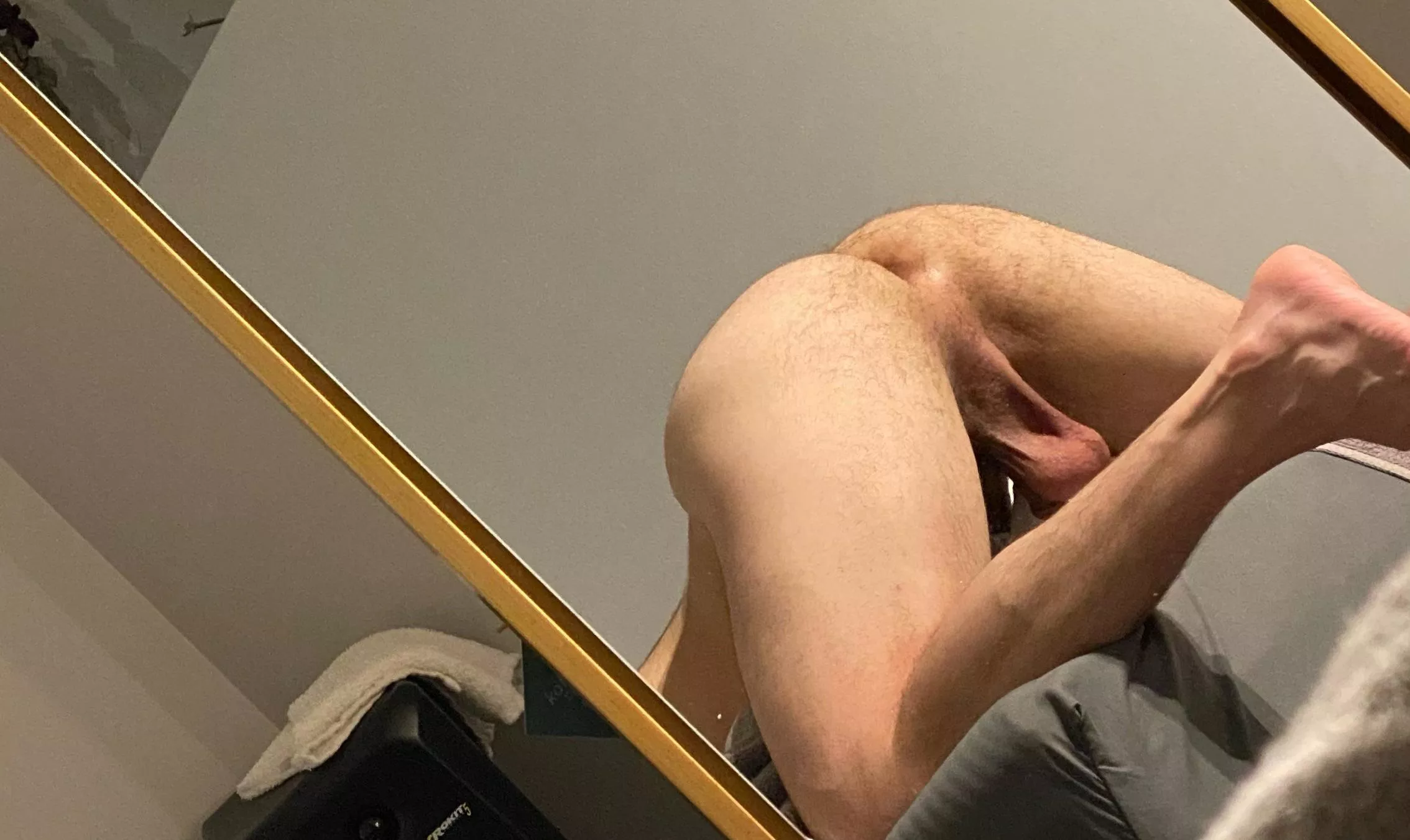 Help me 😎 posted by Icy_93