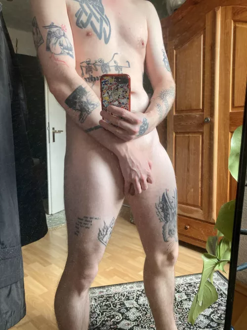 Help me clean my mirror? by InsomniacIncubus