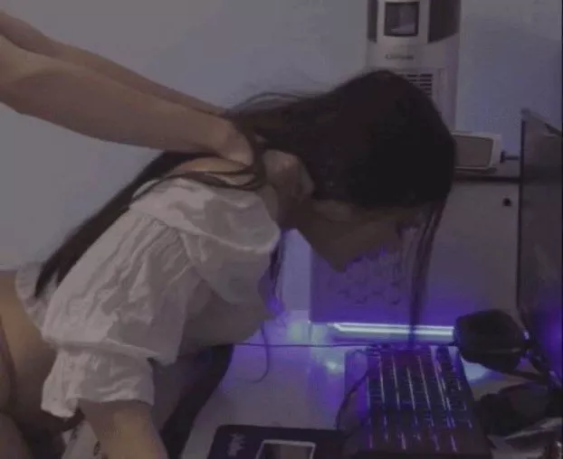 help me ples posted by Puzzleheaded-Grand67