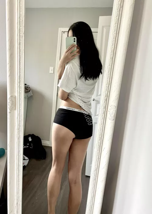 help me pull my booty shorts down? by sophialu69