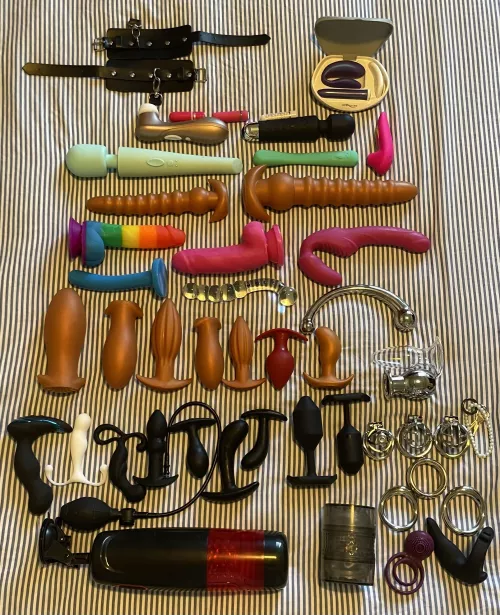 Help me stop buying cheap toys on Amazon so I can get real toys that will last. by Fulltonic