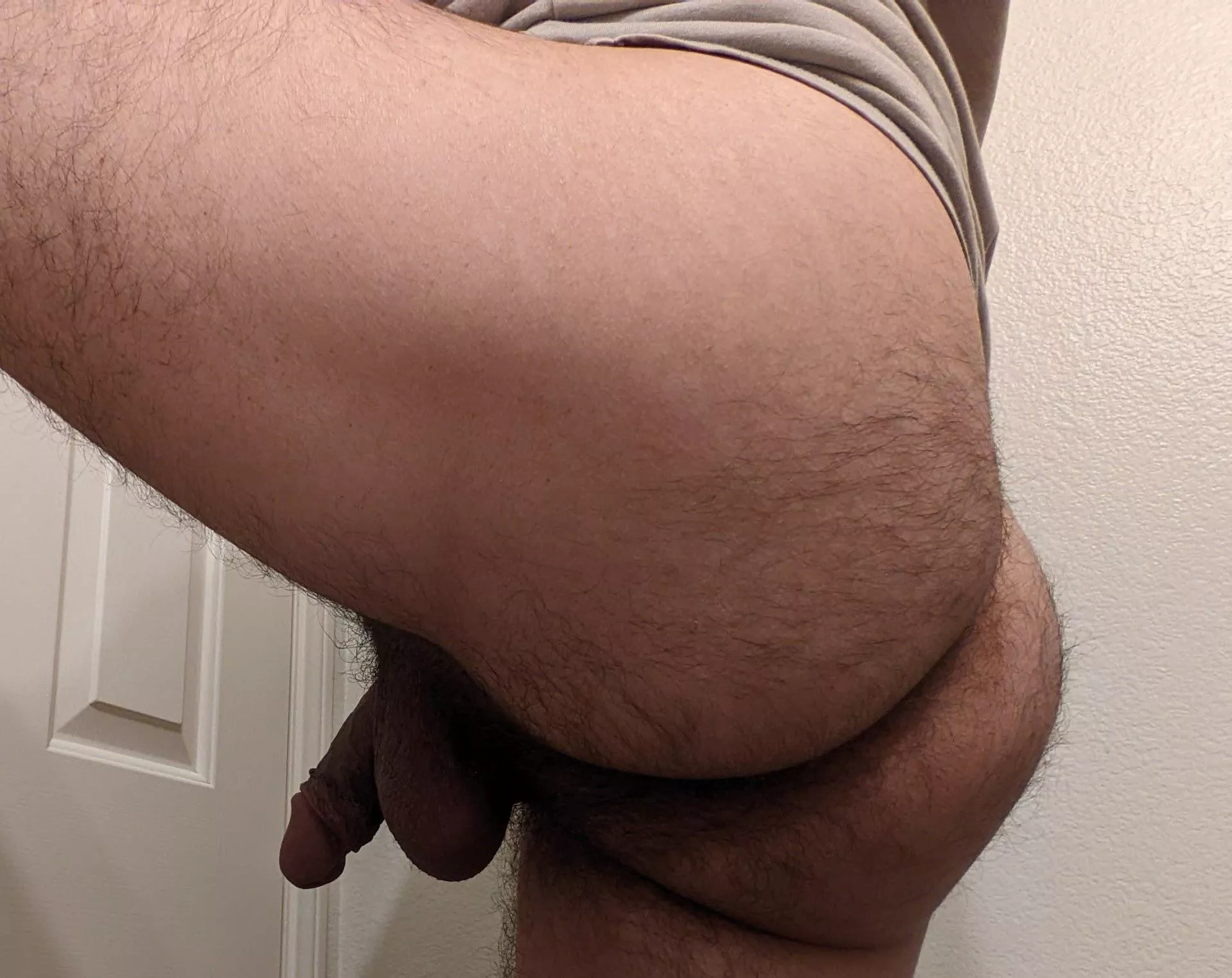 Help me stretch posted by thelocalloki