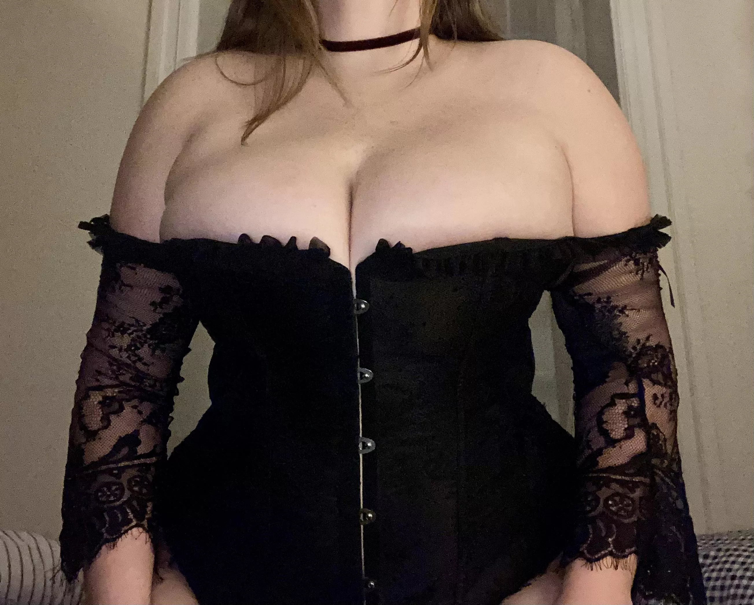 Help me take this off? posted by Whalesandsharks7