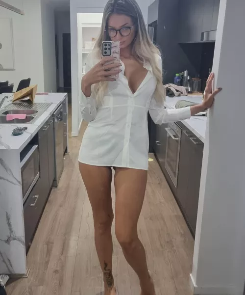 Help me unwind after work by pawsfanta