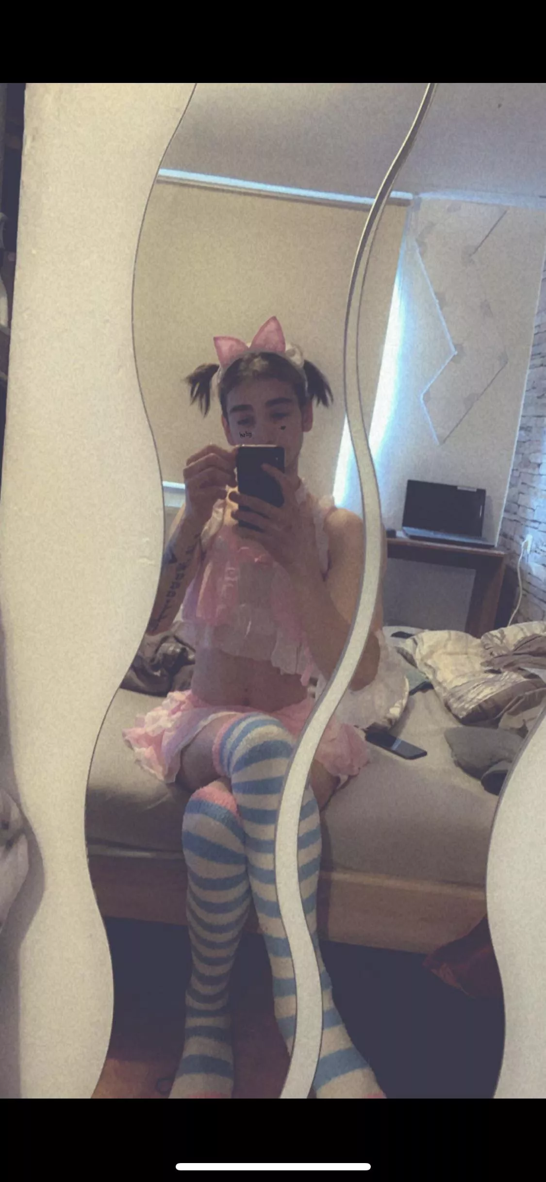 Heluuu posted by Itsmichelli