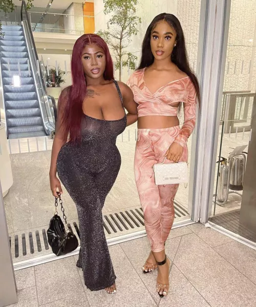 Her curves are huge in comparison, no contest by yassjobbs