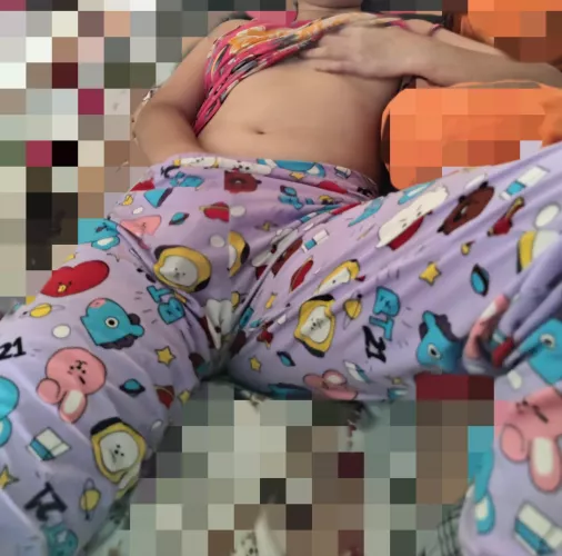 Her morning routine (F) by Electronic-Hawk4700