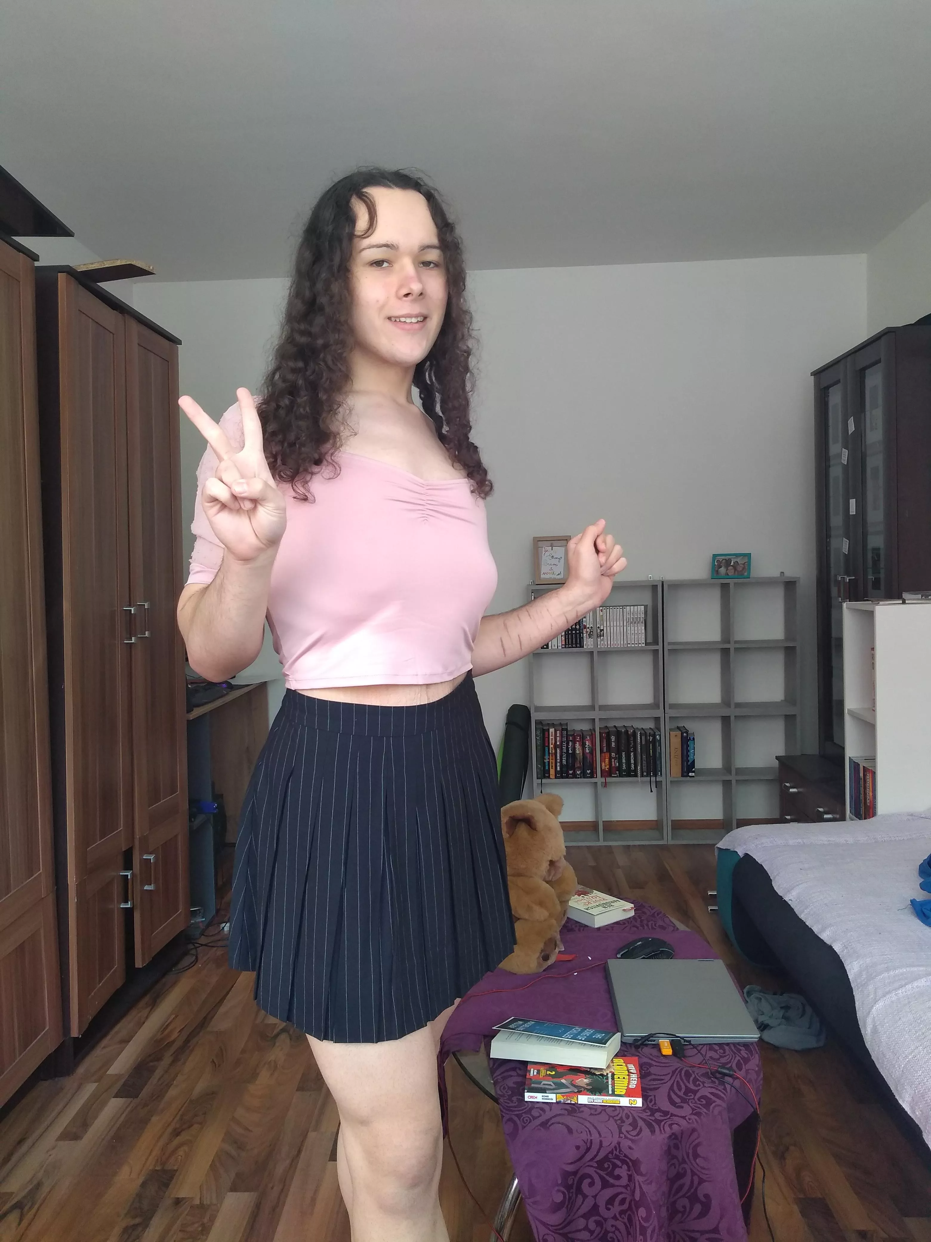 Here is another pic from monday :P hope I'm cute enough for you posted by samuelbakos1234