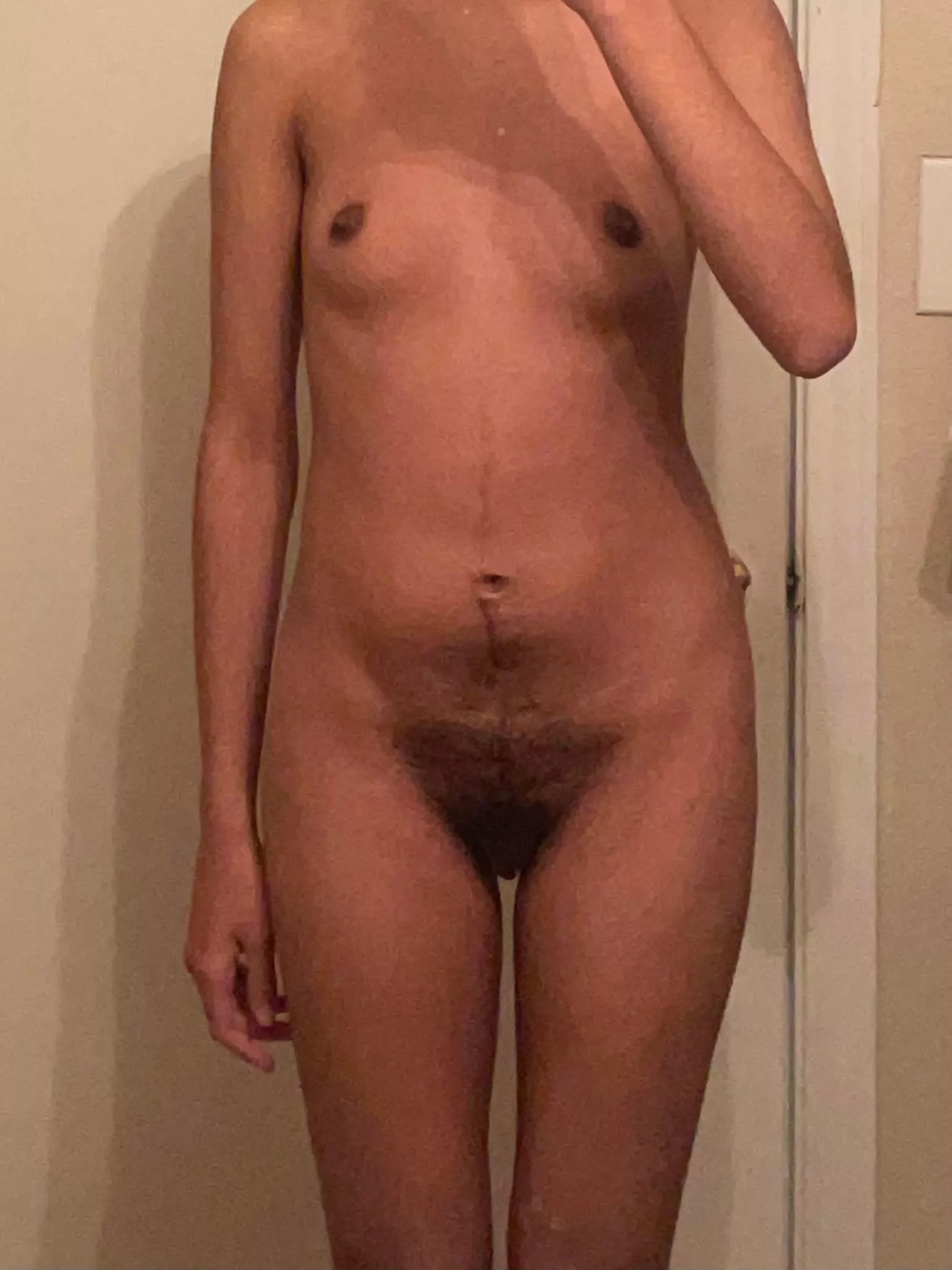 Here’s a mirror pic (19f) posted by imsohorny5