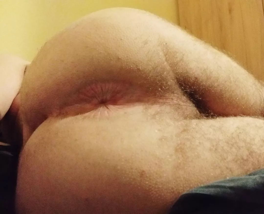 Here's my cute butt posted by mirzmi