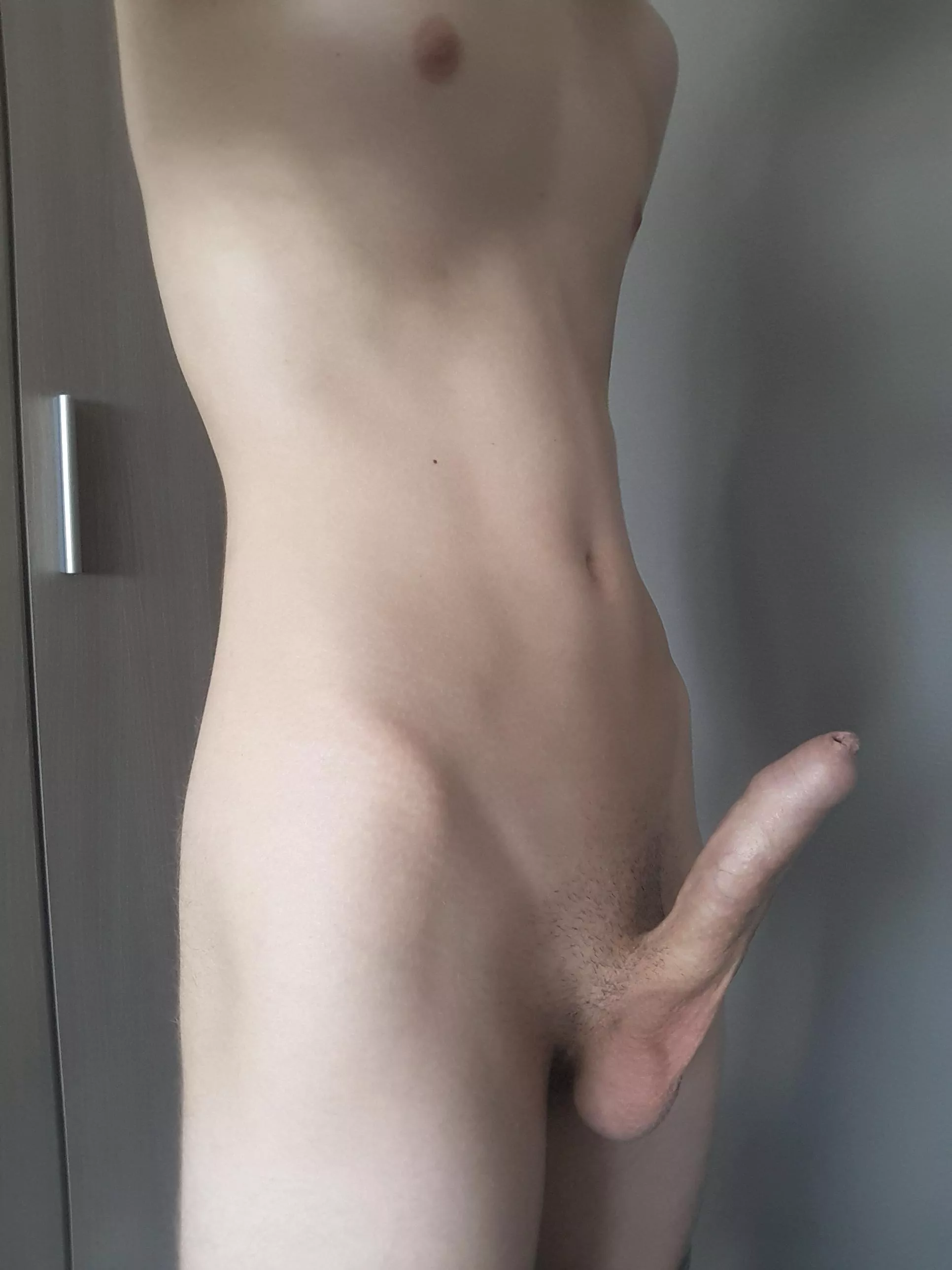 Heres my Eiffel tower 🇫🇷 posted by Backintimz