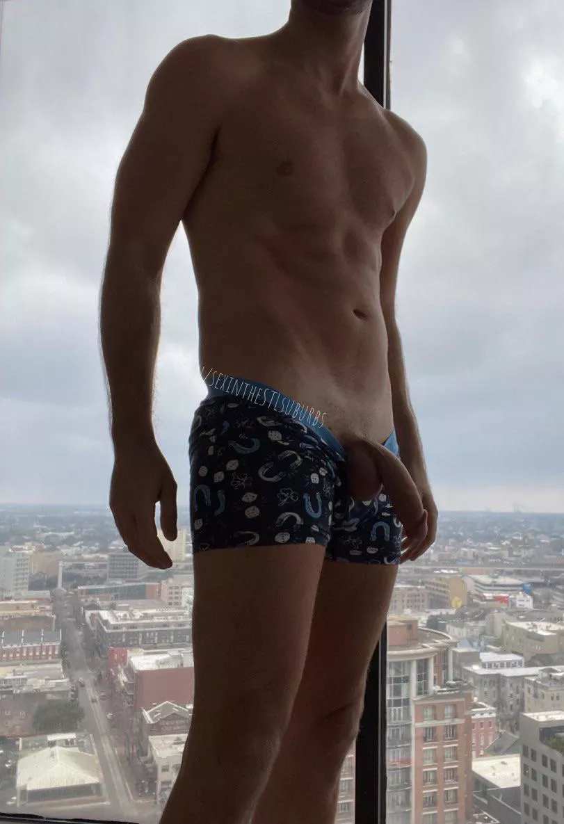 He’s a shower and a grower posted by SexintheSTLSuburbs