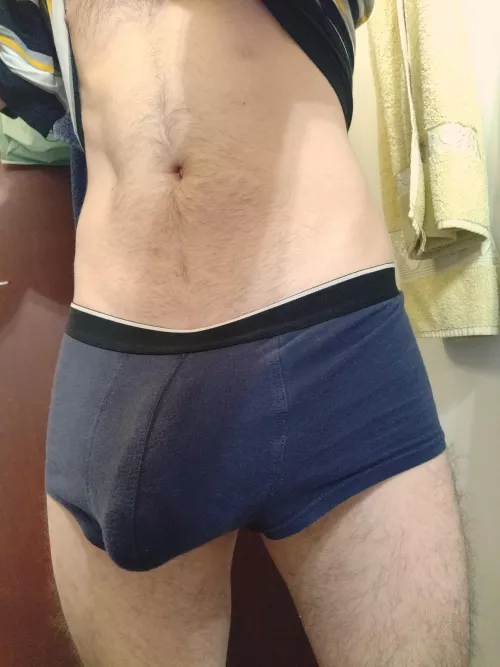 He's fat by Virtual-Lee