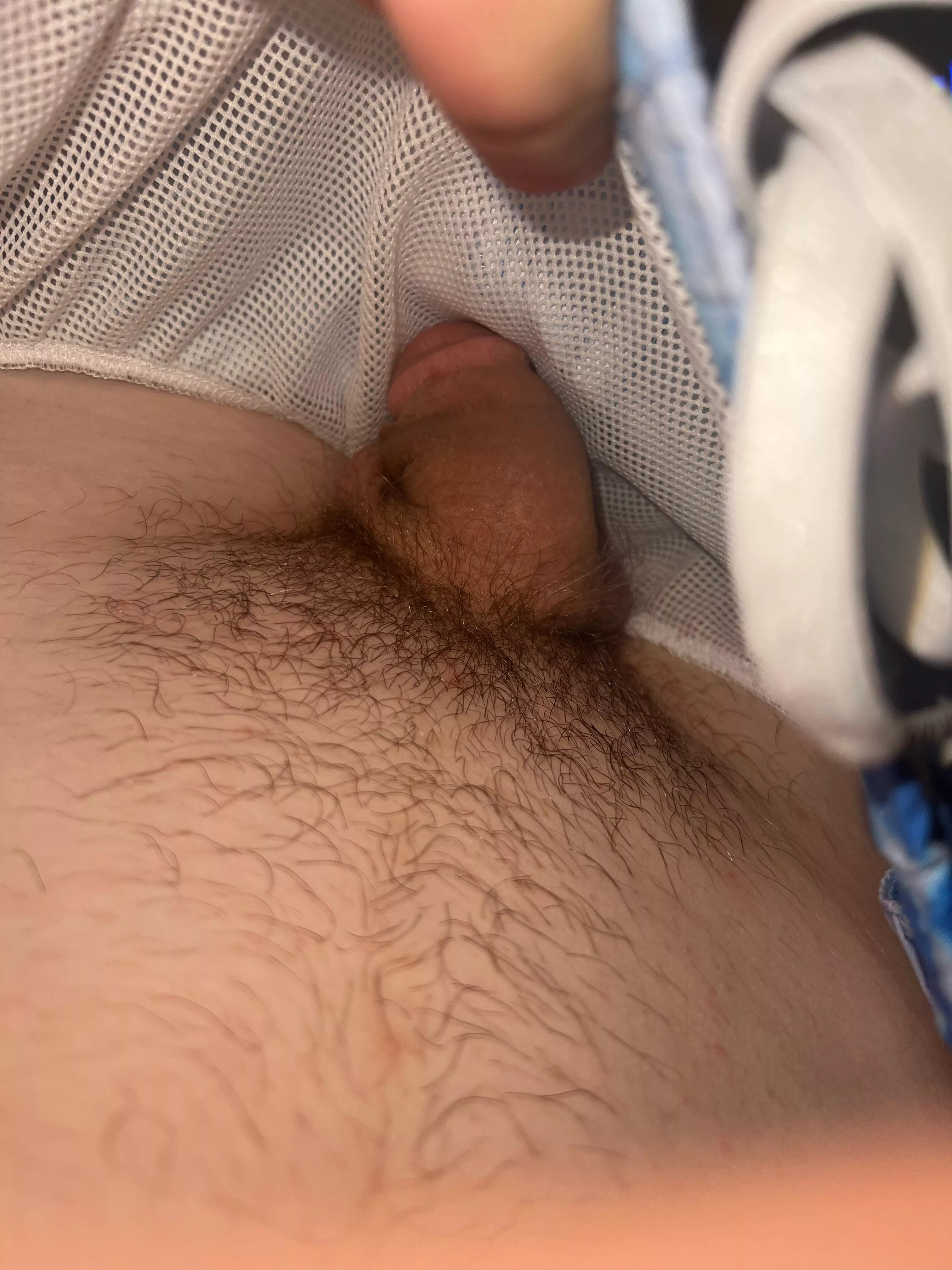 He’s just chillin down there posted by peterpiped