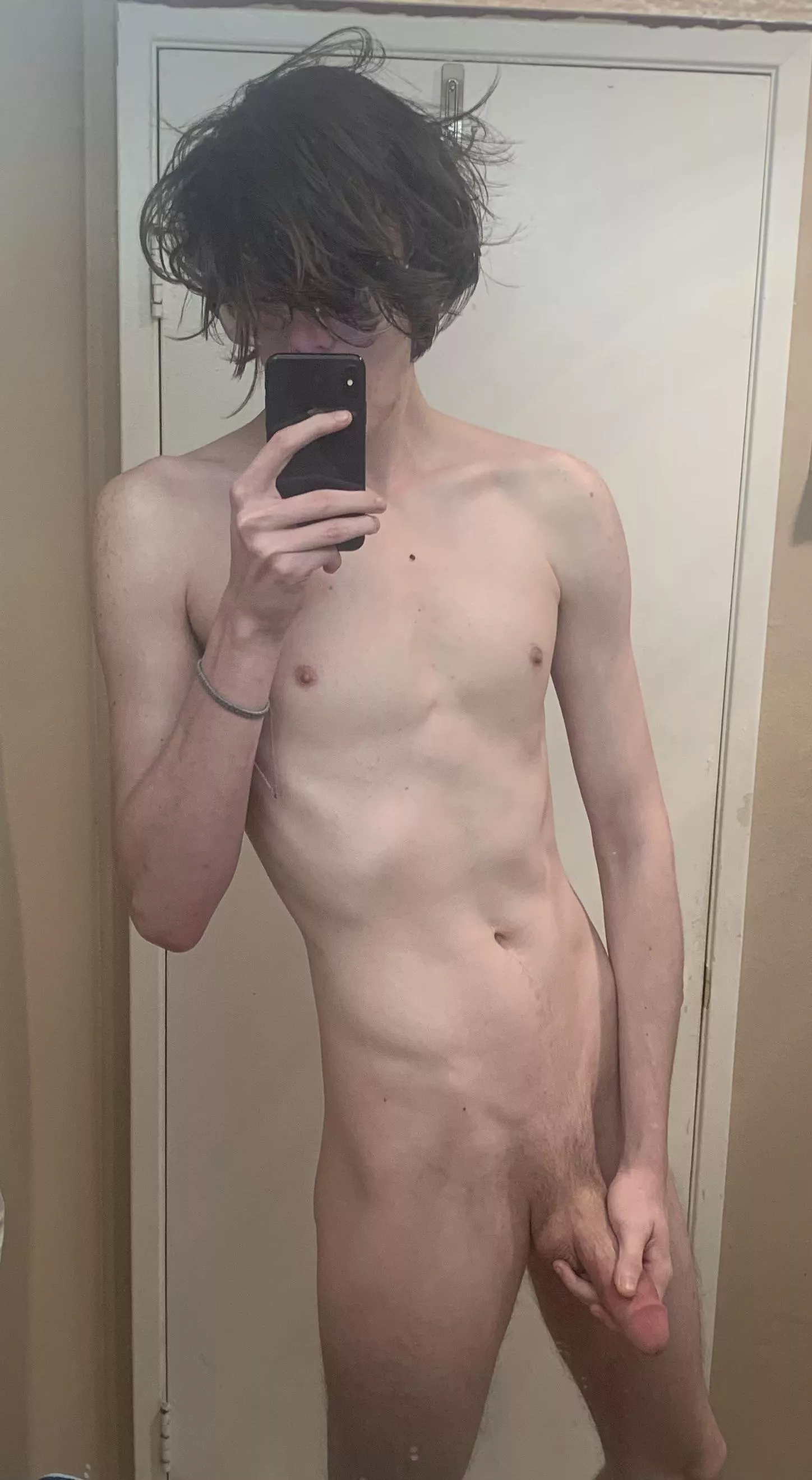 Hey ;) posted by sixfootaddict