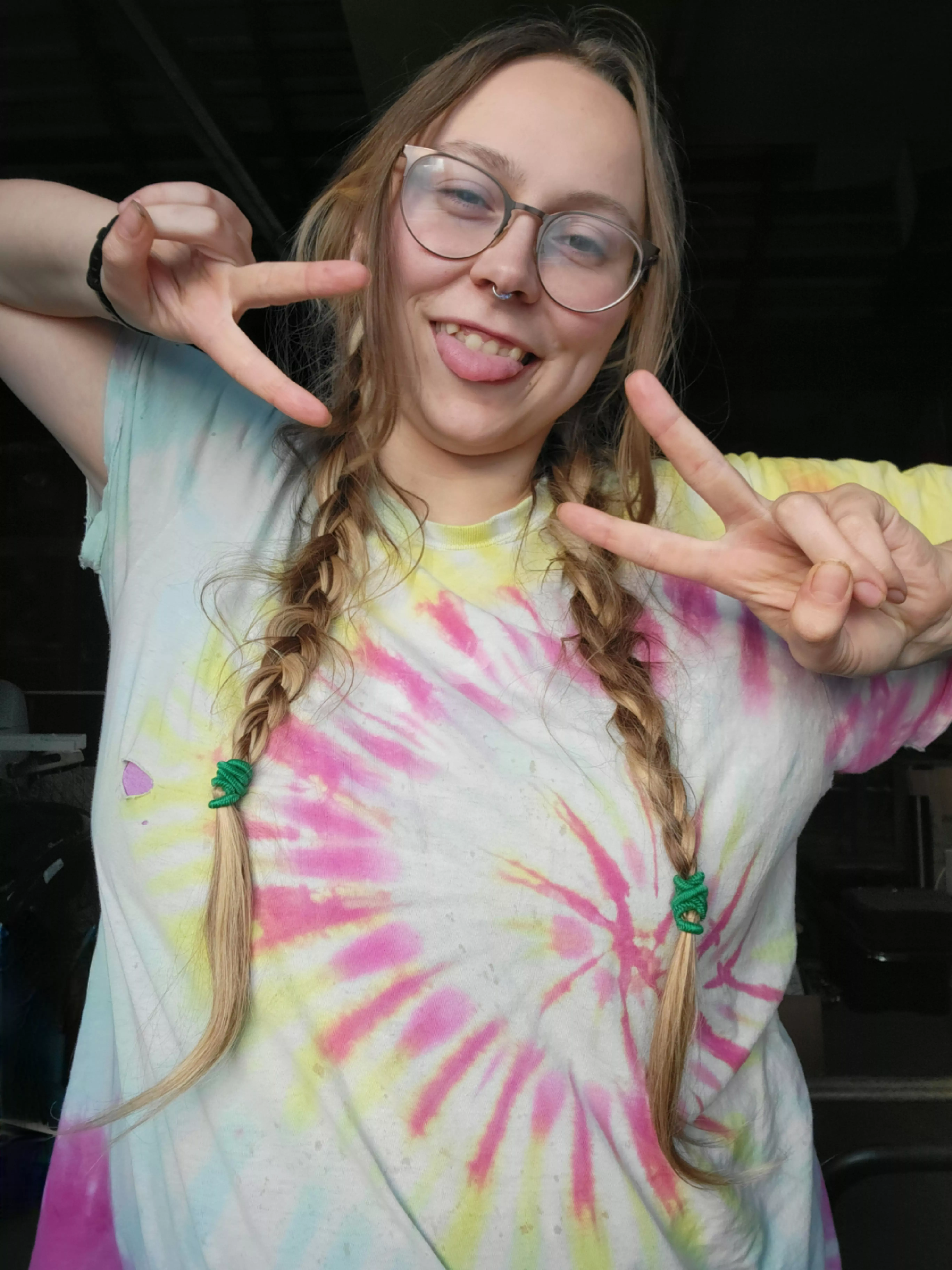 Hey! 😳 posted by Routine_Total1681