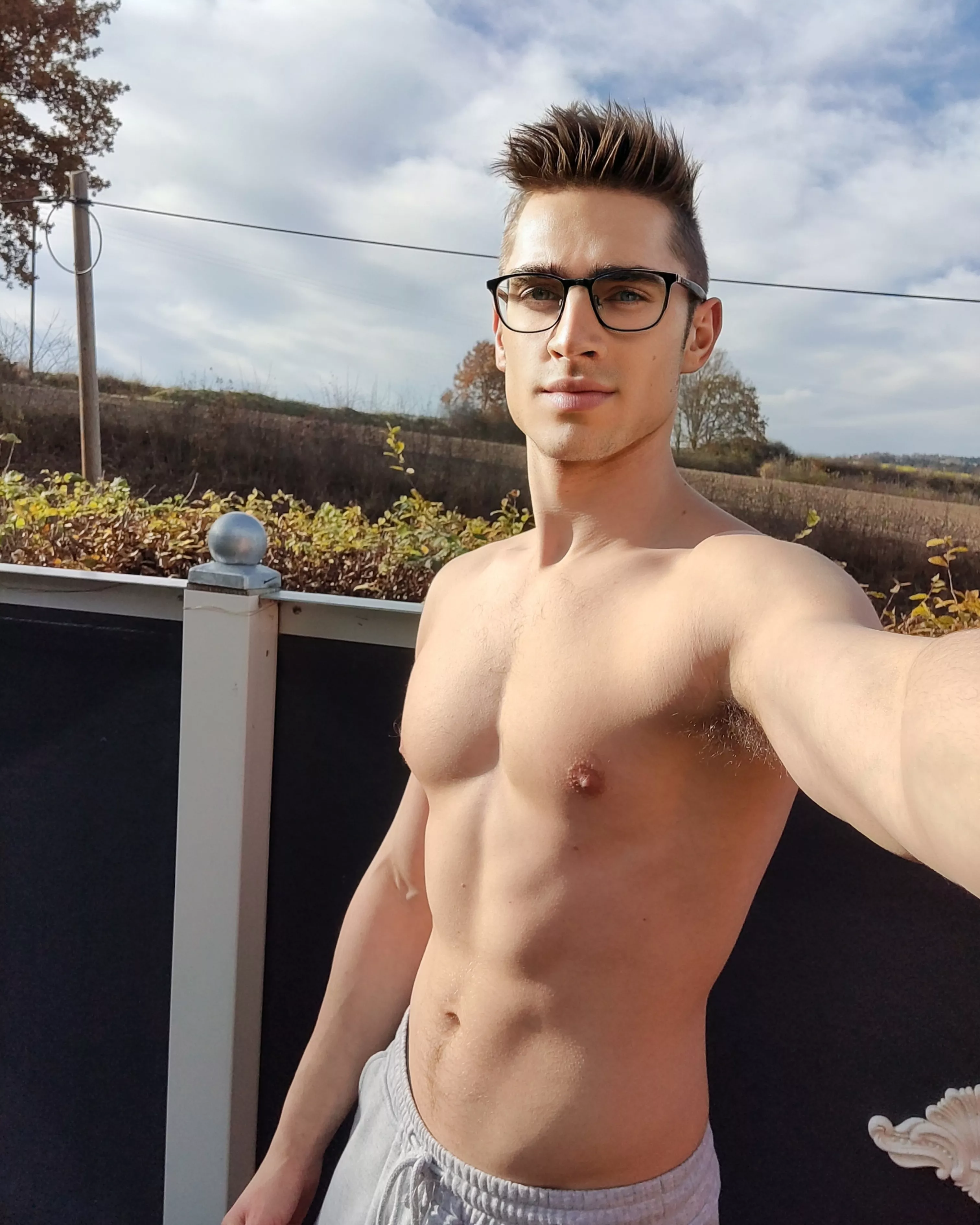 hey posted by jonasheimof