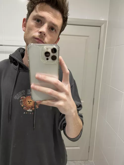 Hey 👋🏻 by TSkinner29