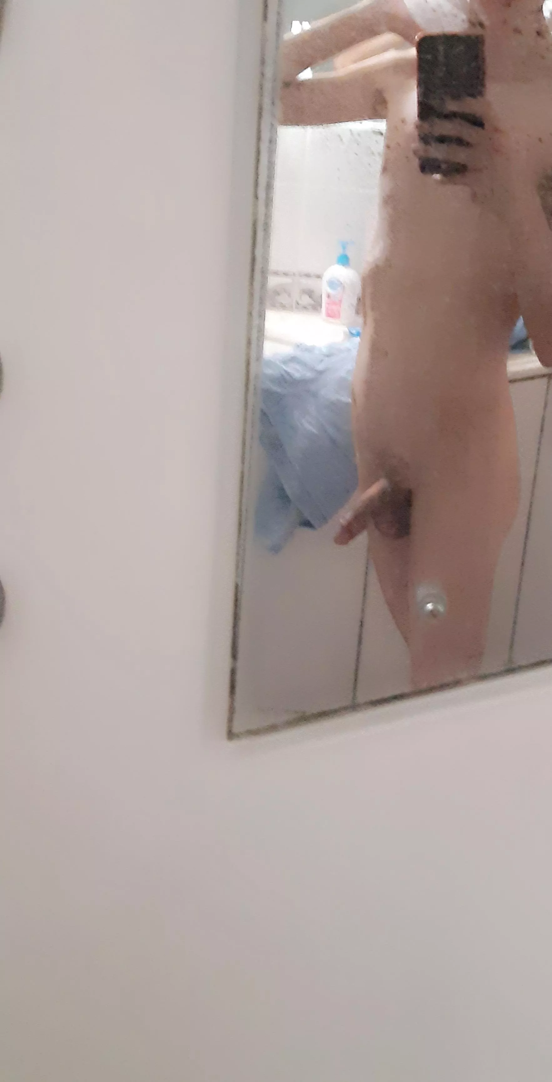 hey again posted by twink_assyrian