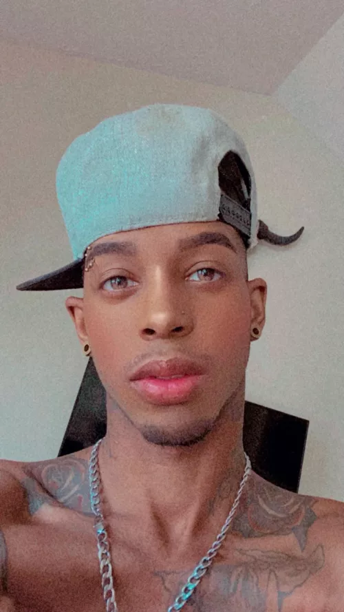 Hey any switch players or twitch streamers? by Lovell_Lykaon