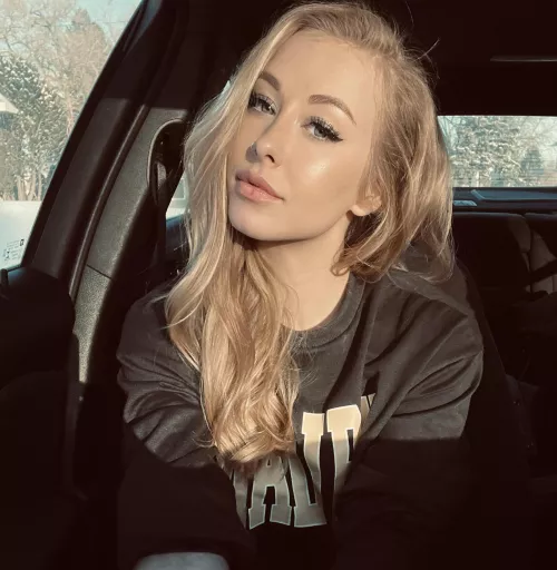 Hey babes! My only fans is now free for limited time! Cum play with me 😈🤤 by robynino96