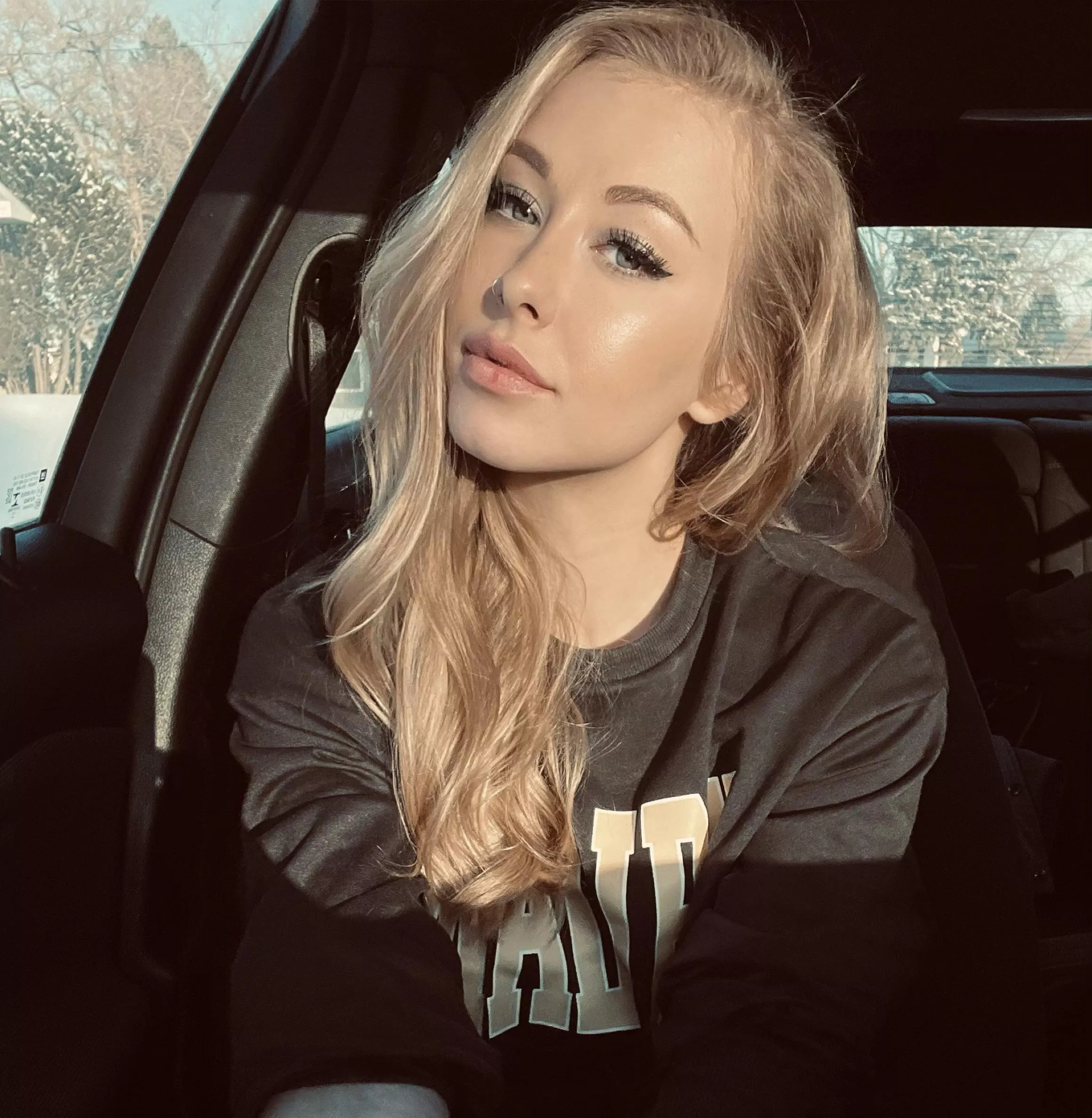 Hey babes! My only fans is now free for limited time! Cum play with me 😈🤤 posted by robynino96