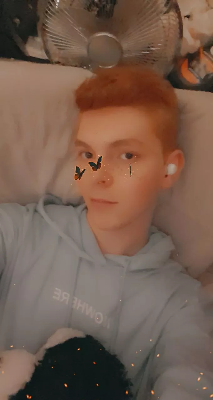 hey boys 🥰 posted by Pinkerbal