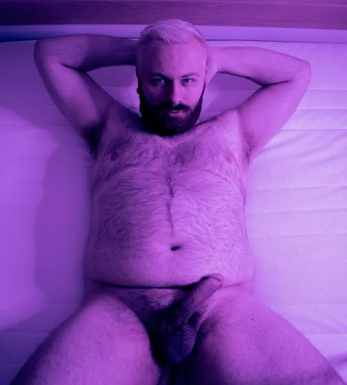 Hey boys, come get me by WindSilly8478