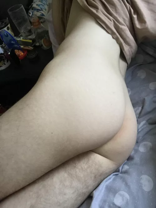 hey boysss by eat-my-ass1