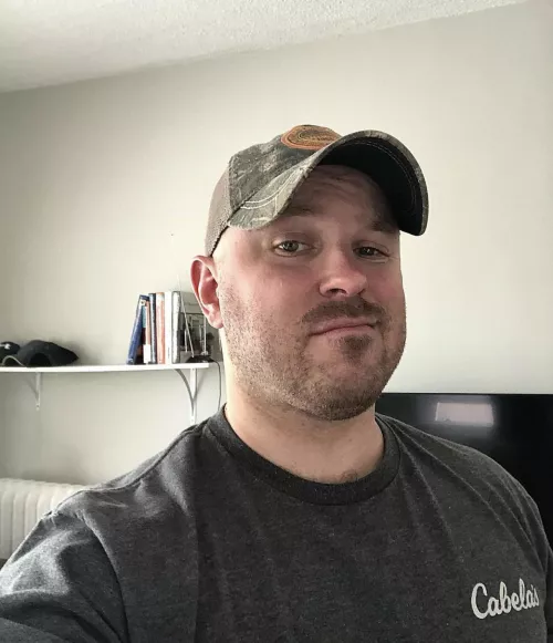 Hey bros, here’s what I look like (almost) clean shaven. 🪒 What do you think? by camohatjock