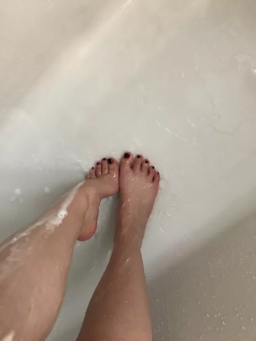 Hey c: wanna join? by MissDola