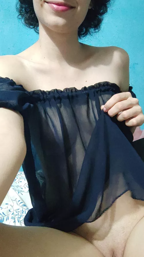 Hey, Do you see me? by KvicUniCream