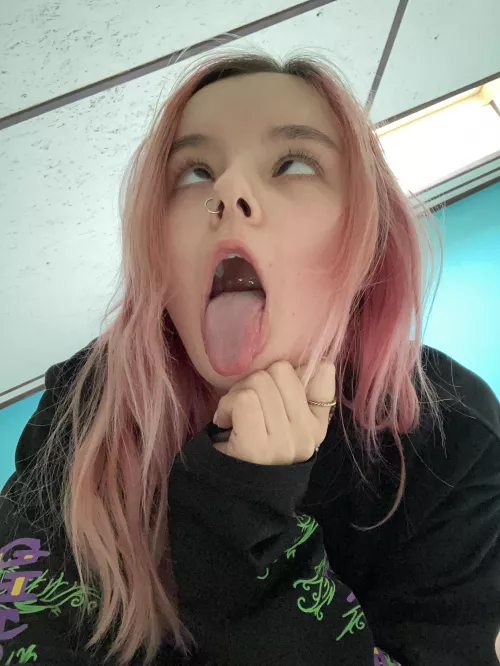 hey ^_^ f22 by melspringg