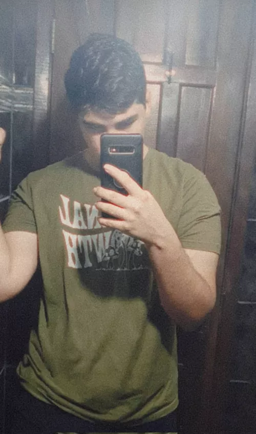 hey guys (19M) by blazedone00