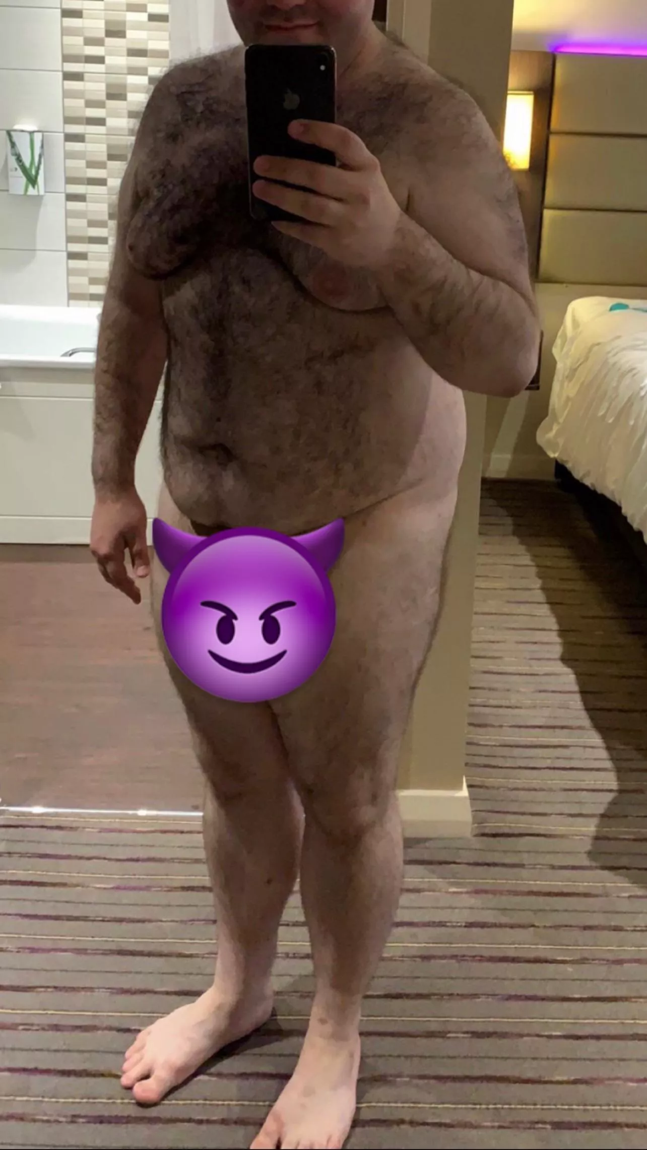 Hey guys bear UK based love chasers and daddies boys posted by british_bear28