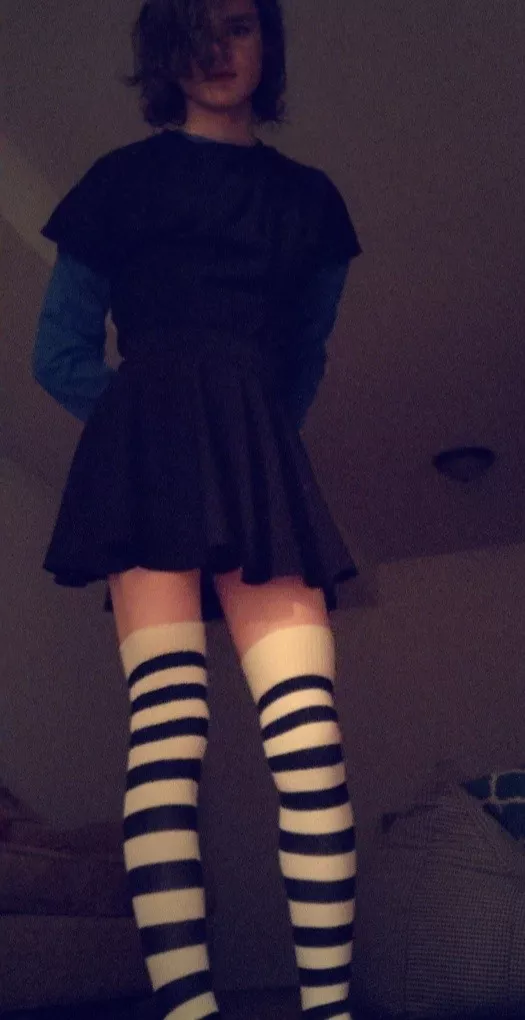 hey guys 🤍 posted by NoPlaceLikeNotHome