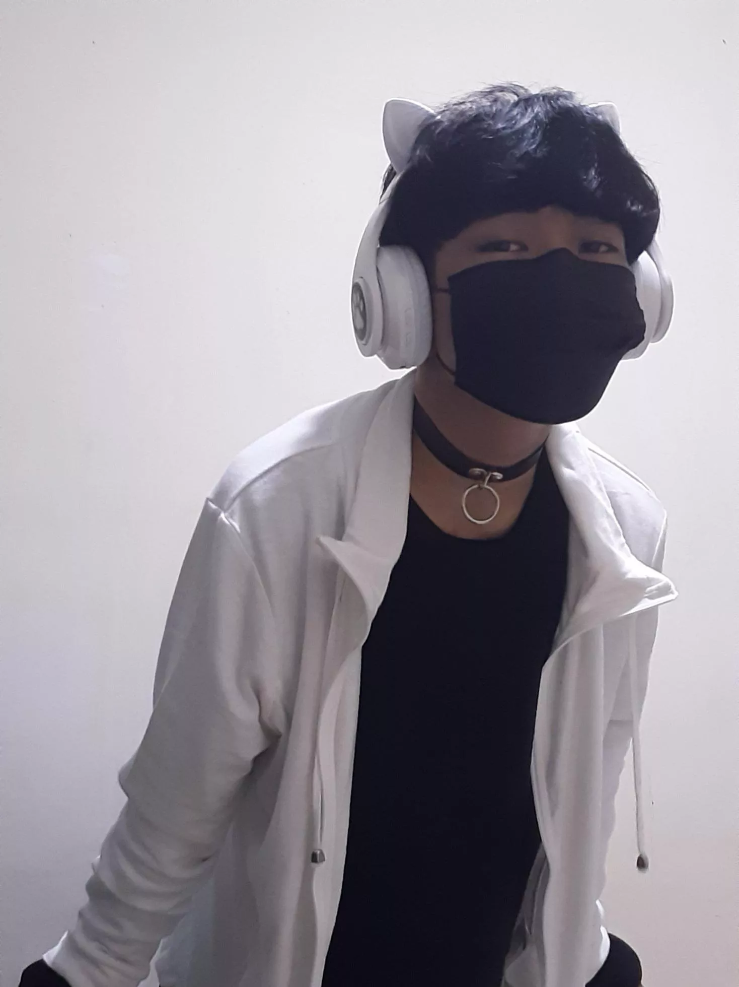 Hey! happy femboy friday!! >w< posted by Gelouwu