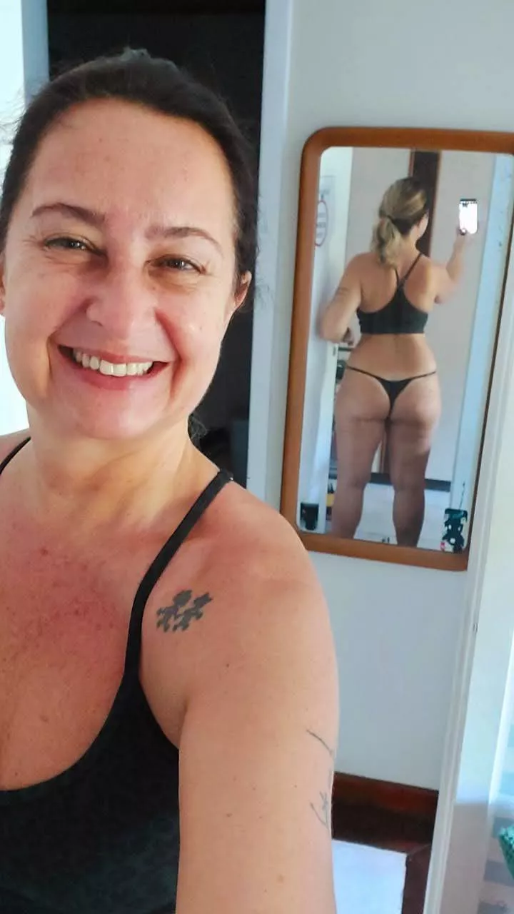 Hey honey, take my smile and have a great night posted by MelVipWorld