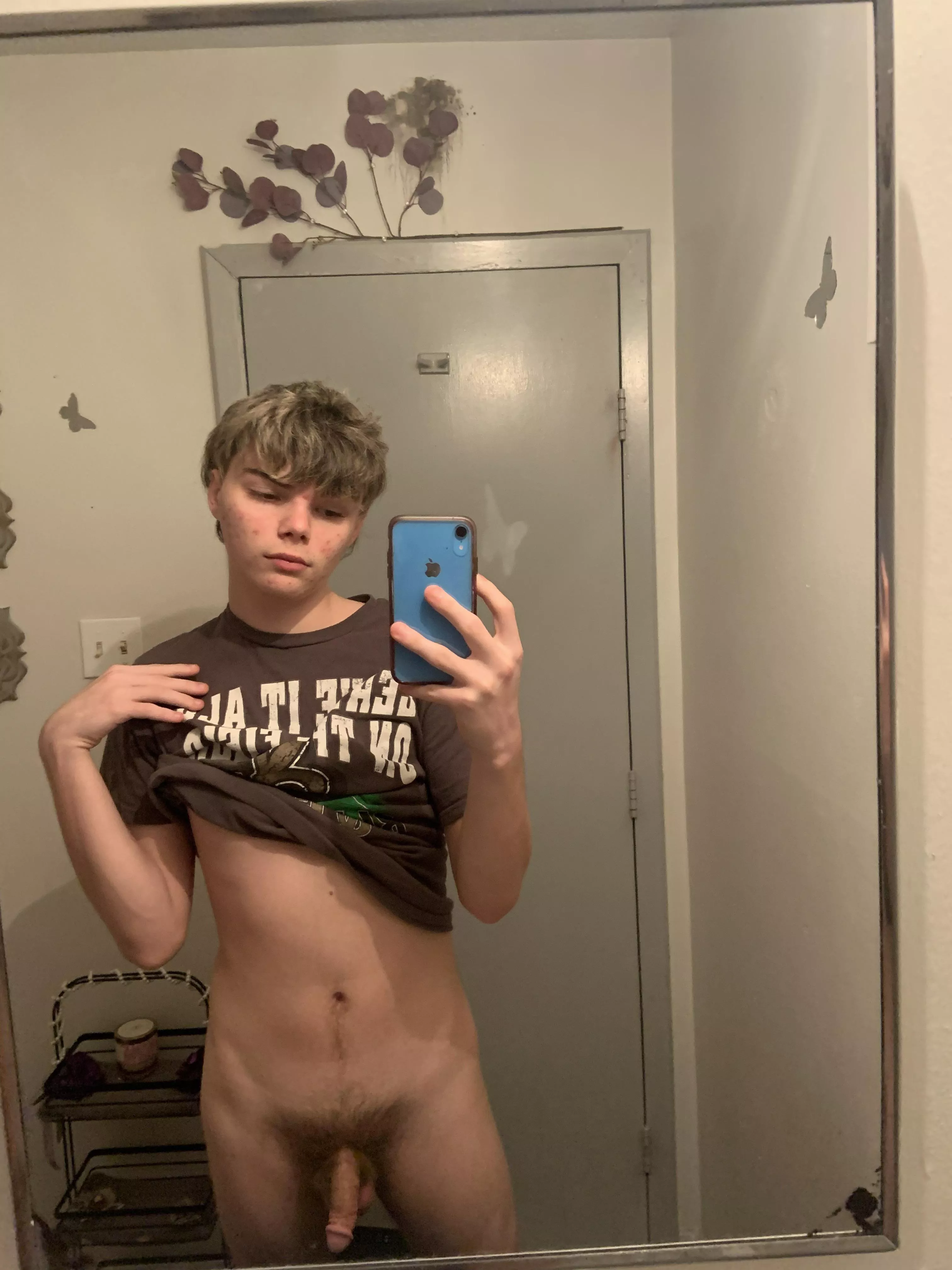 Hey!! How’s everybody? posted by Limp_Landscape5602