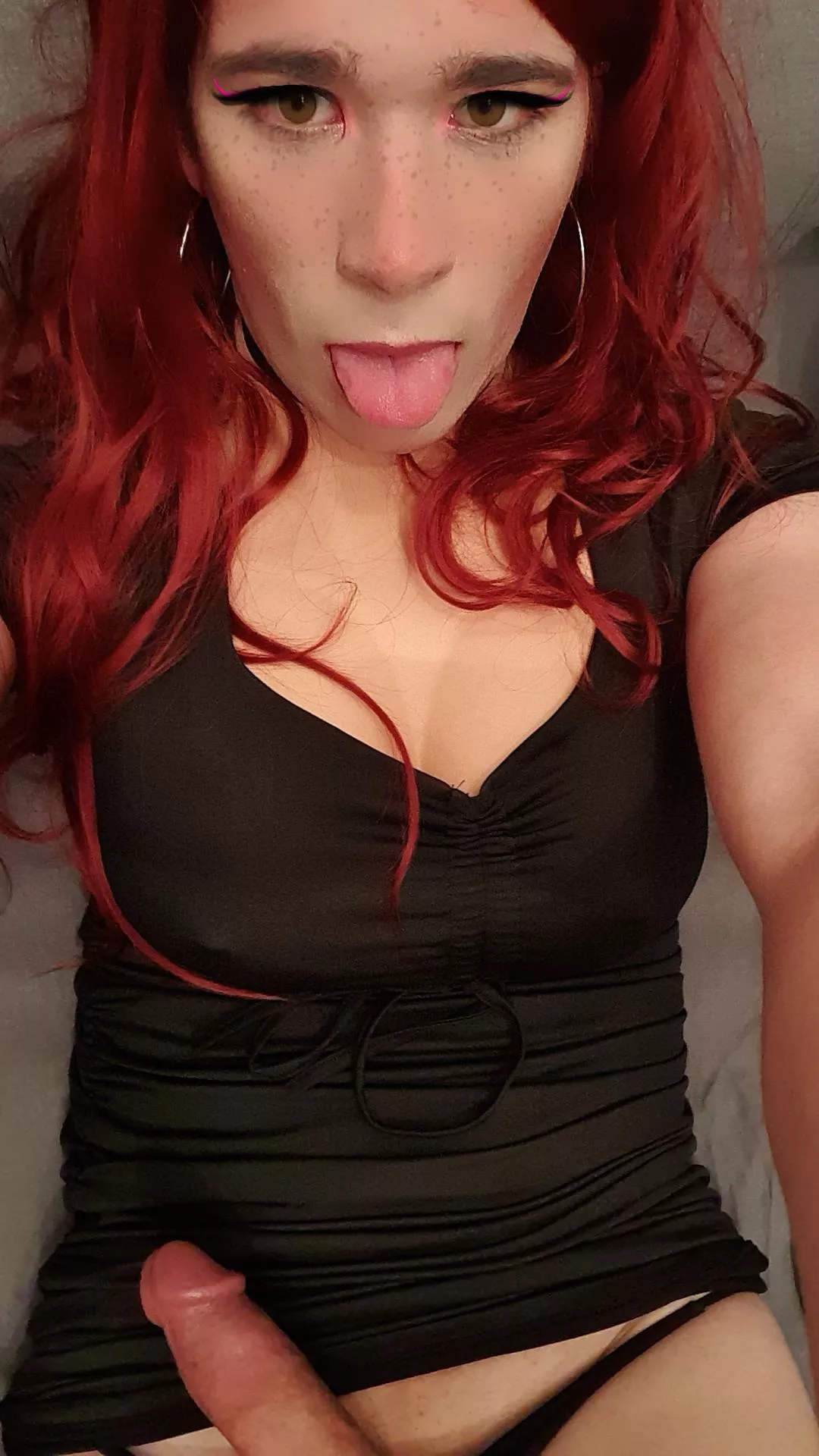 hey hun are u bored ;) ? posted by sissycurio