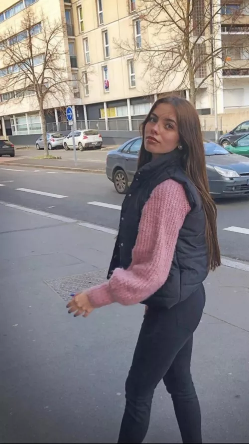 Hey , I'm searching for people who can tribute my friend's face,kik is MOMMYMOMMY_ by Chouchoubeignet