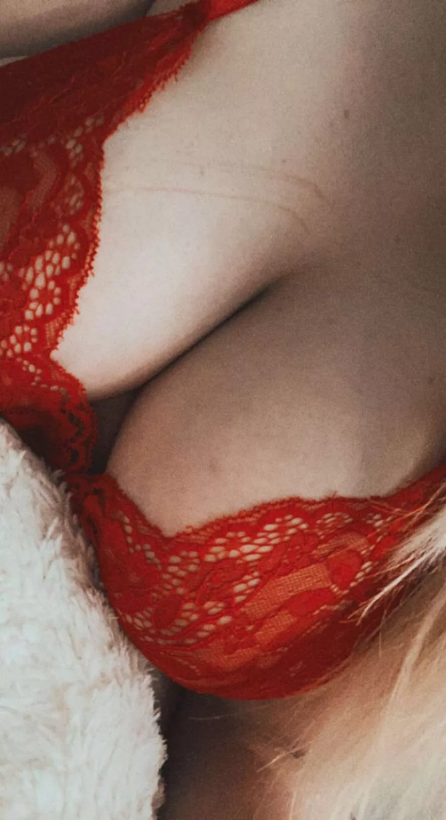 hey ladies 😉 posted by FDestinyTexas