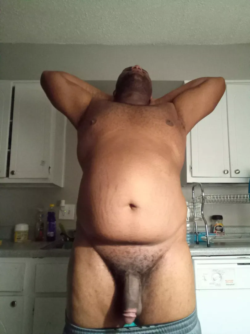 hey ladies let big poppa inn!! posted by Old_Builder683