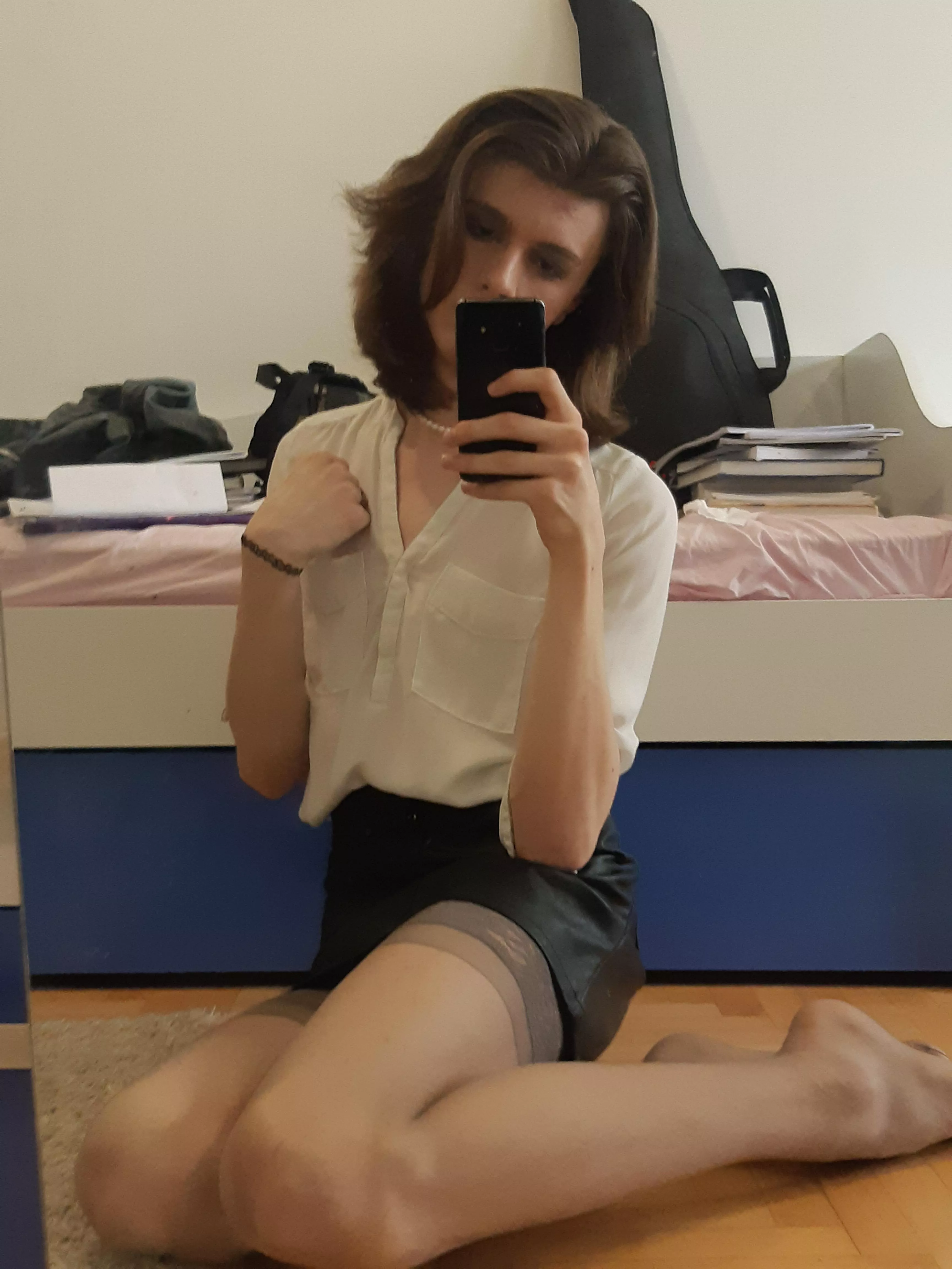 Hey look i dressed up posted by Anonguy157462