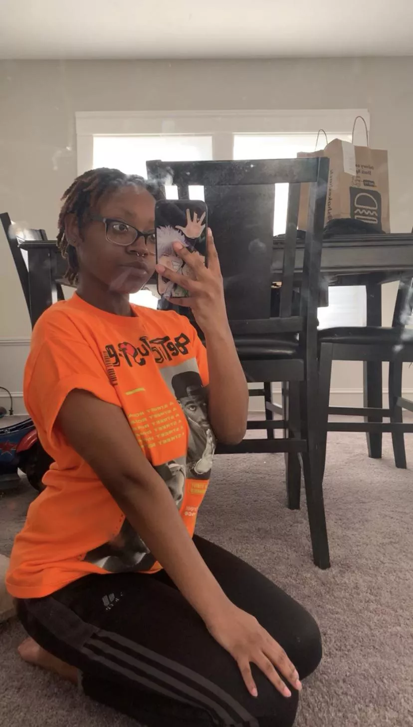 Hey loves 💕 thinking orange might be my color posted by Sugarbabe021