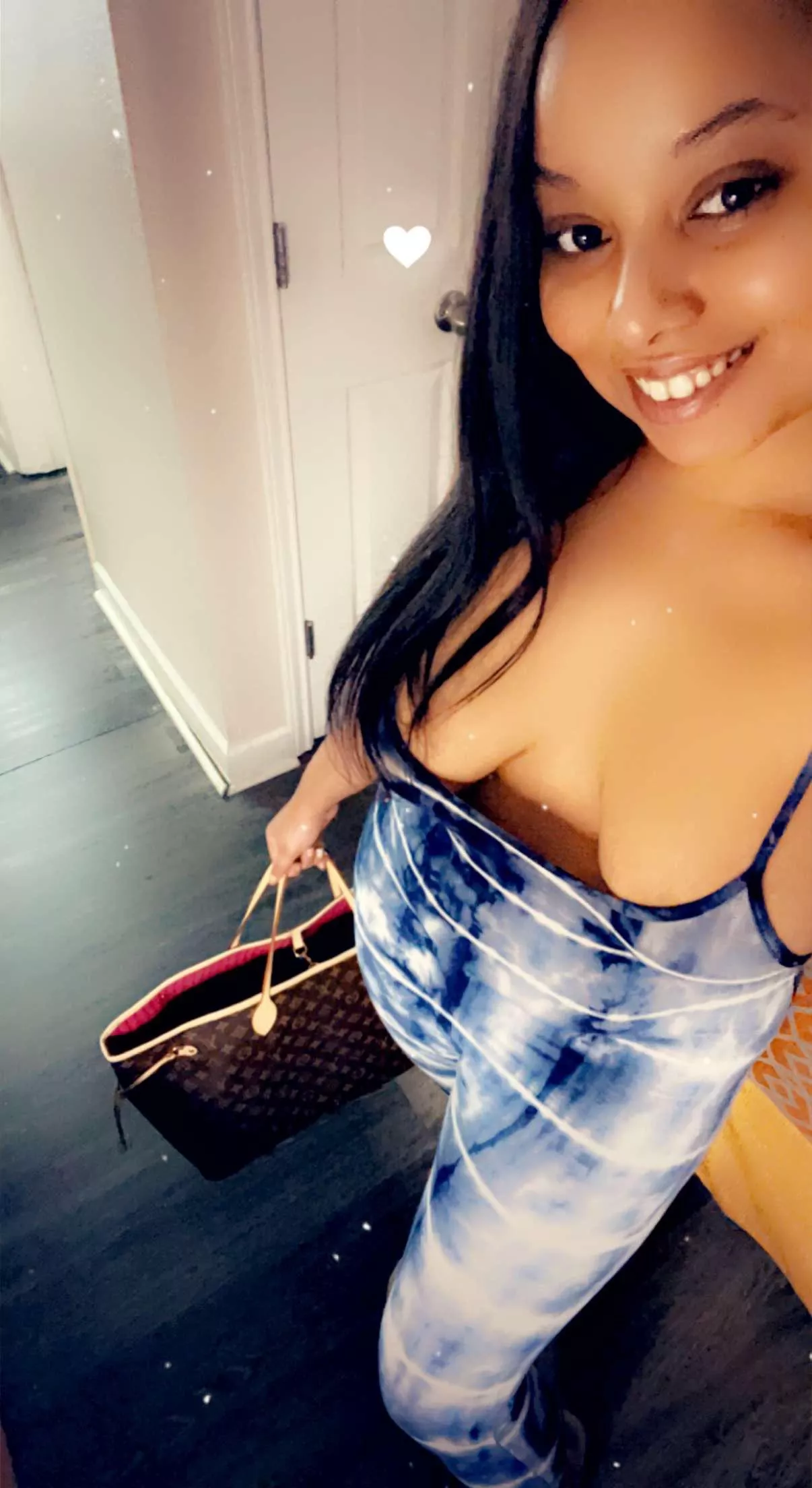 Hey my loves :) posted by giabentley2