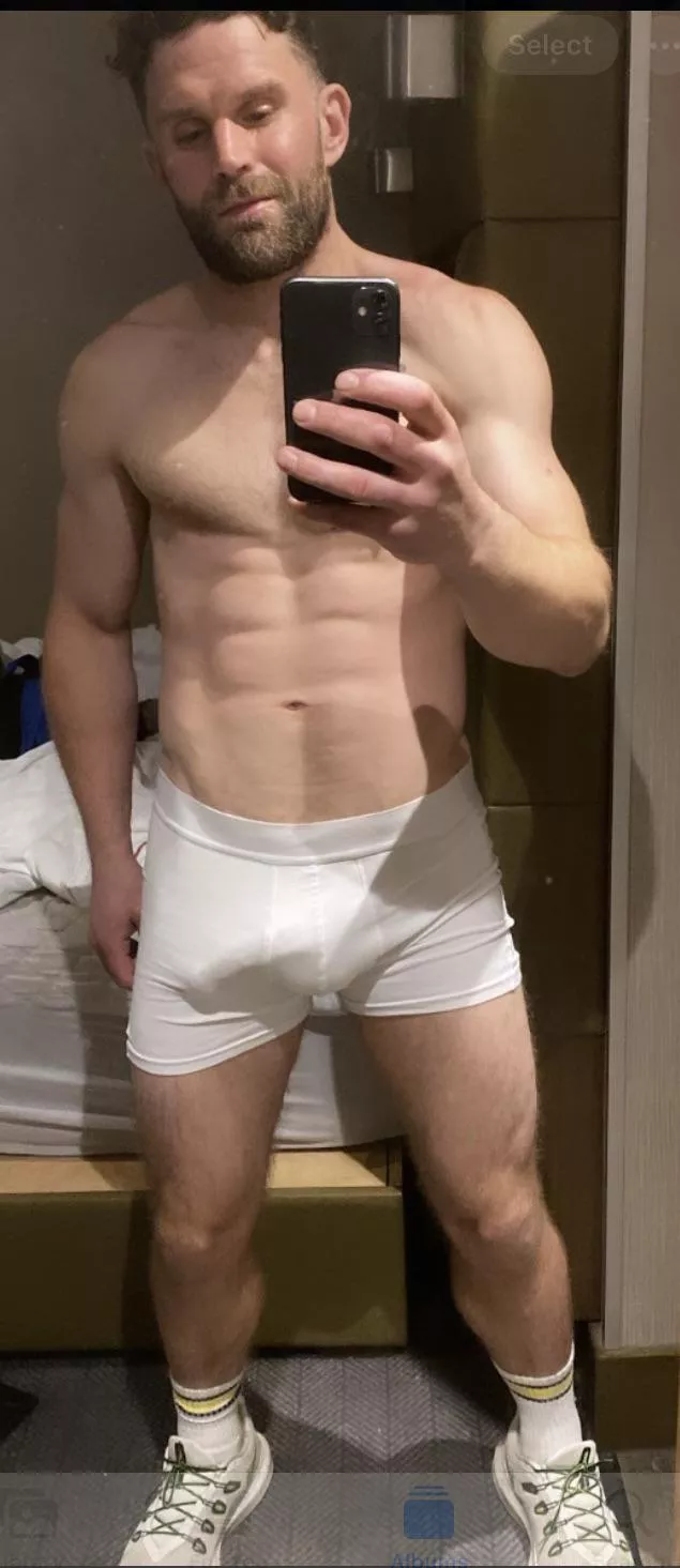 Hey! My very first bulge on here, hope you enjoy! posted by Tradscottishloser
