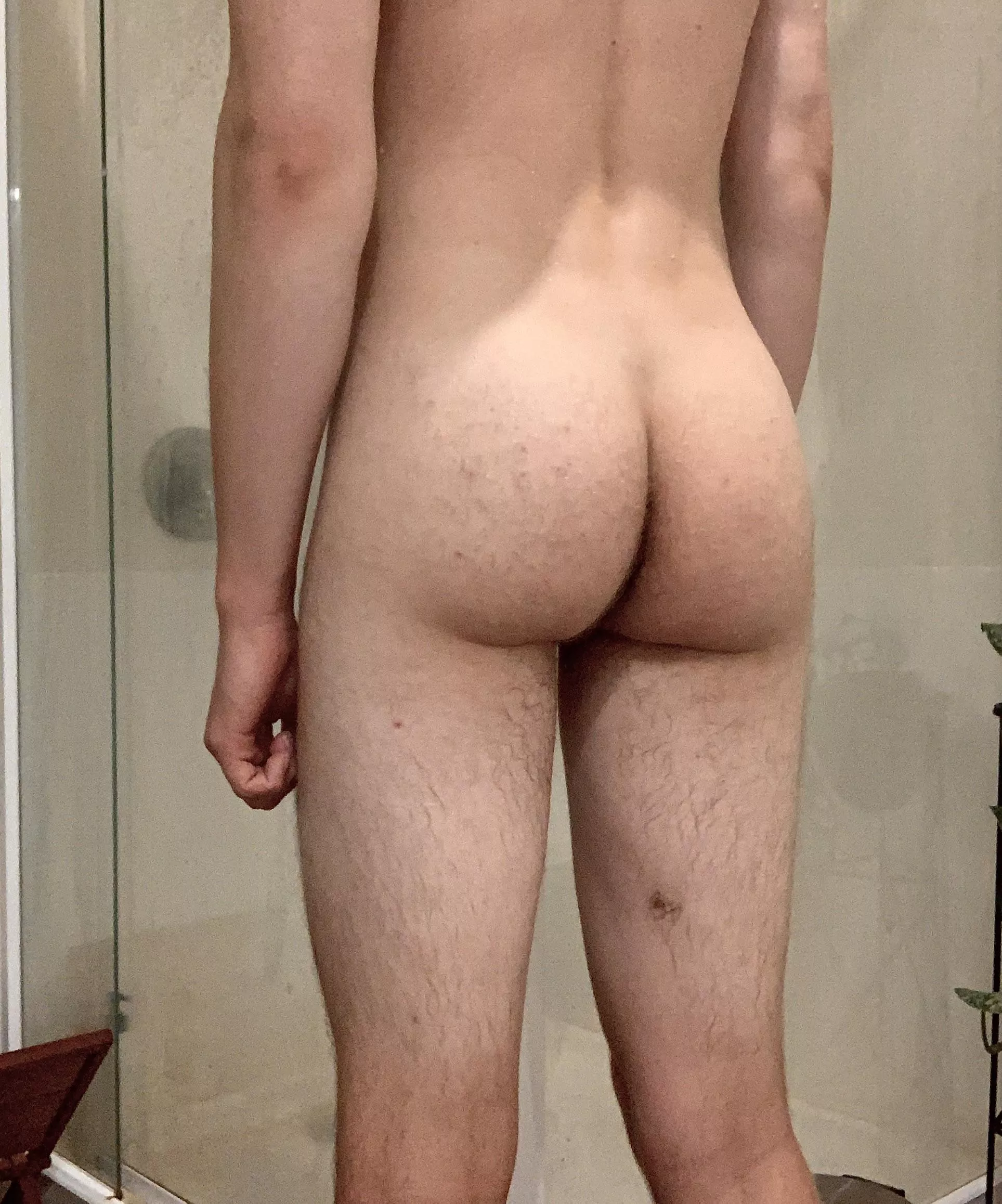 Hey, new here. Am I thicc for a guy? posted by kaislick99