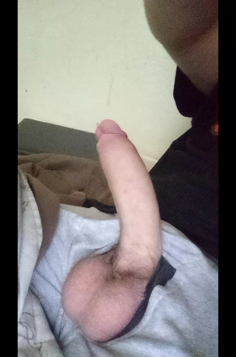 Hey not sure if it's good looking but heres my mini me posted by shadow_boi5696